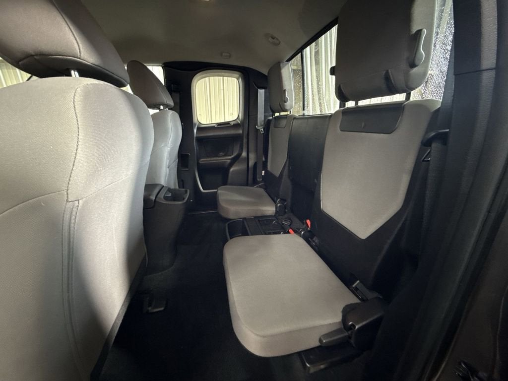 2022 Toyota Tacoma 4WD SR5