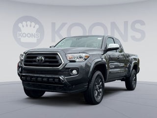 2022 Toyota Tacoma 4WD SR