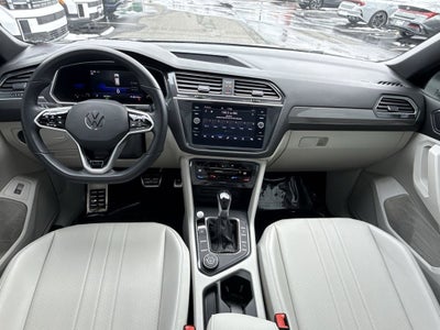 2022 Volkswagen Tiguan SE R-Line Black