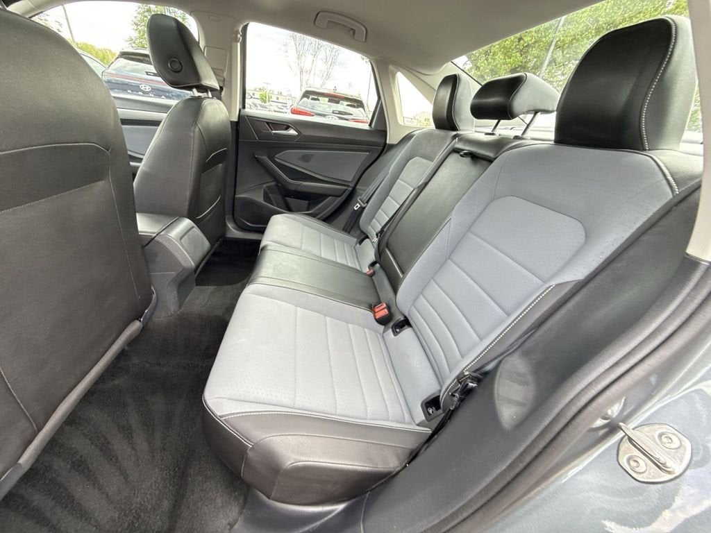 2025 Volkswagen Jetta SE