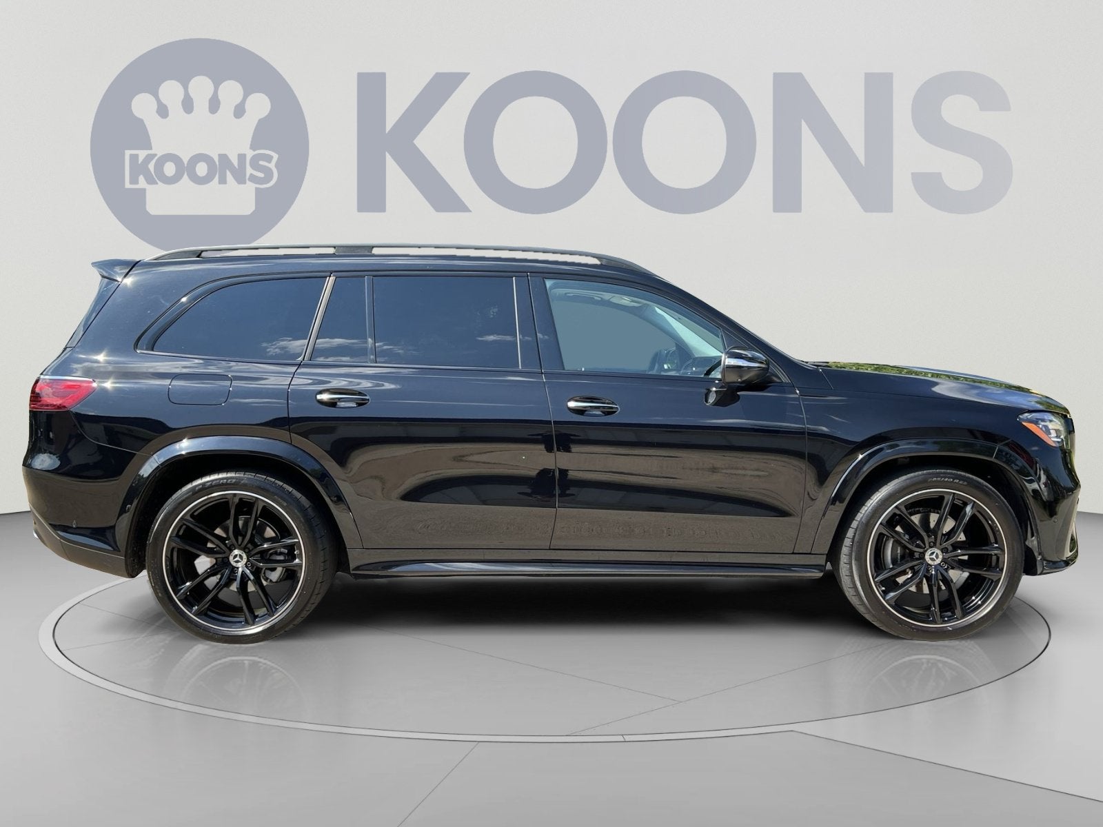2025 Mercedes-Benz GLS 450 4MATIC®