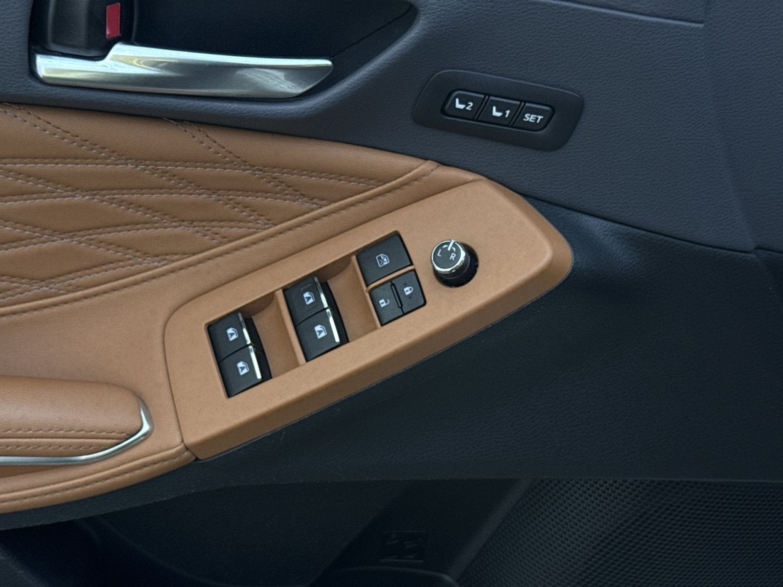 2021 Toyota Avalon Limited Hybrid