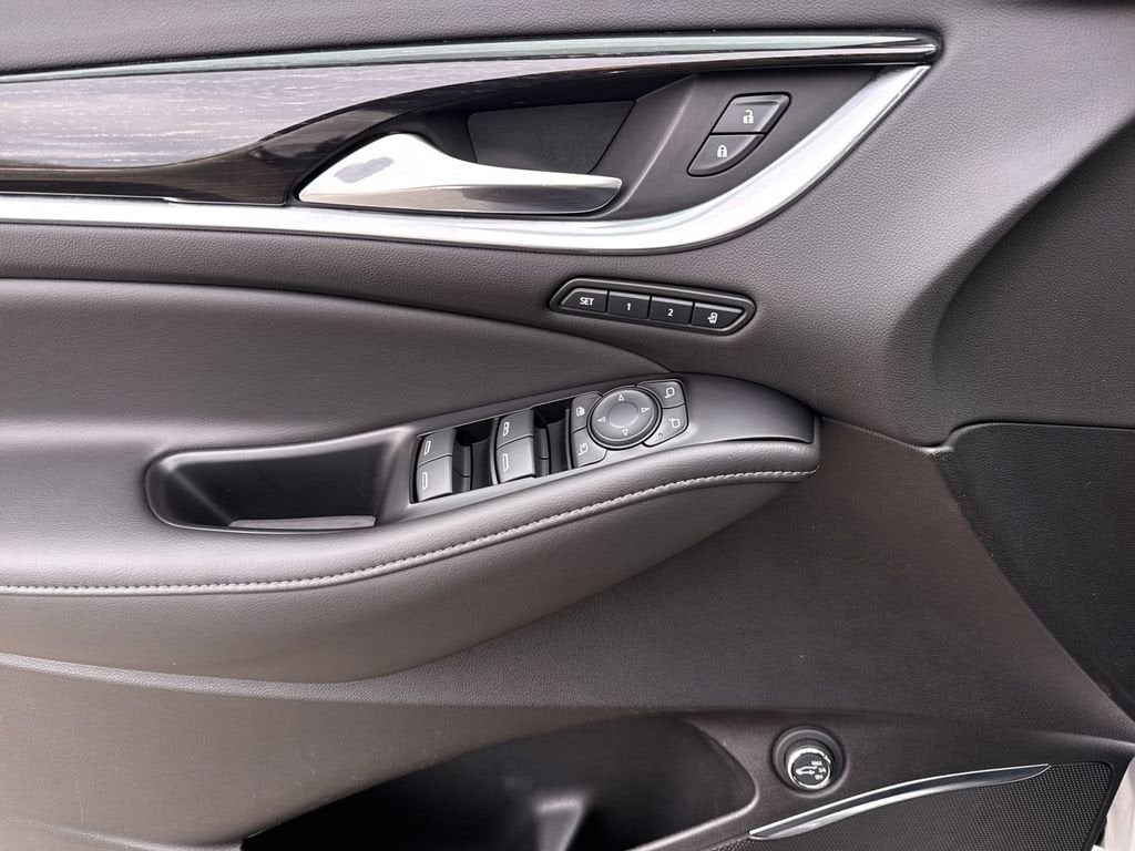 2020 Buick Enclave Avenir