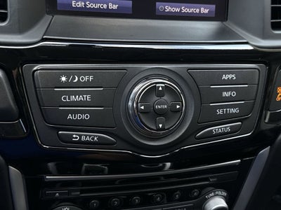2018 Nissan Pathfinder SV