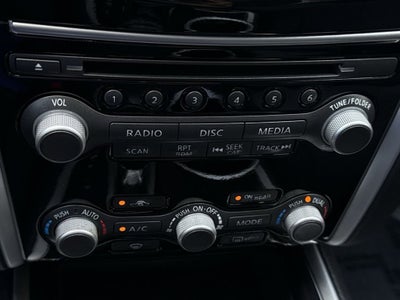 2018 Nissan Pathfinder SV