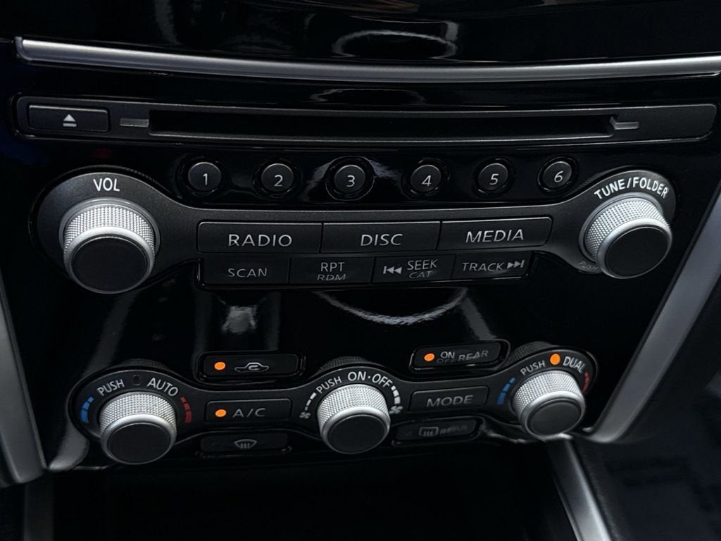 2018 Nissan Pathfinder SV