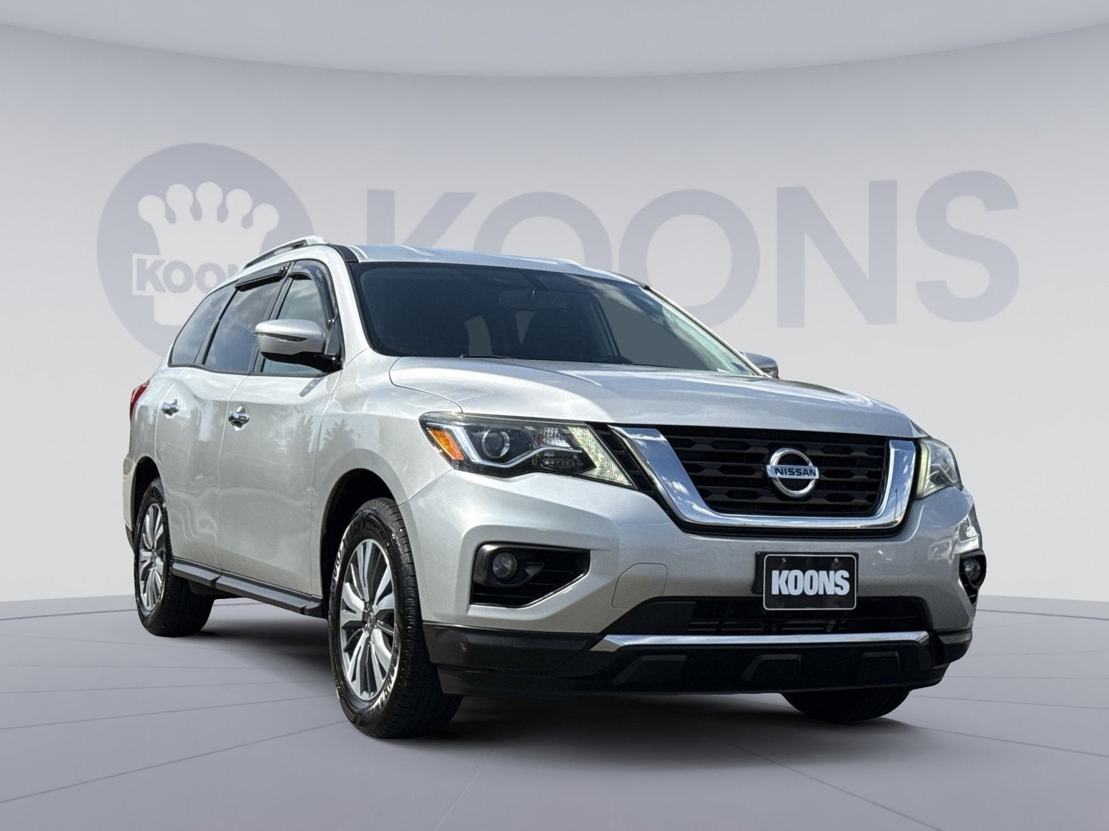 2018 Nissan Pathfinder SV
