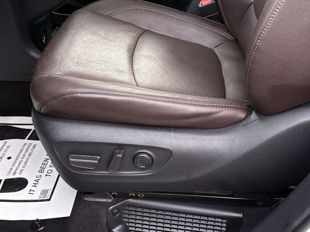 2023 Toyota Sienna Platinum