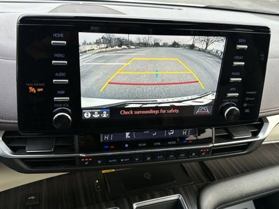 2023 Toyota Sienna Platinum