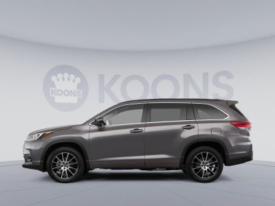 2019 Toyota Highlander SE