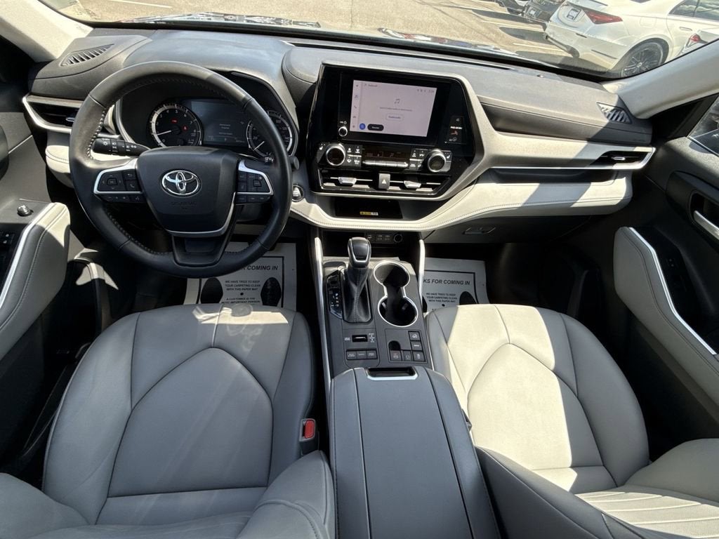 2023 Toyota Highlander XLE