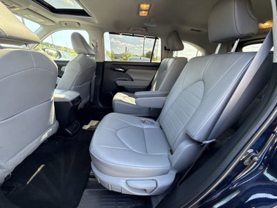 2023 Toyota Highlander XLE