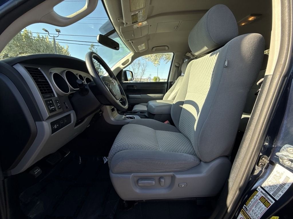 2012 Toyota Tundra 4WD Truck CrewMax 5.7L V8 6-Spd AT (Natl)