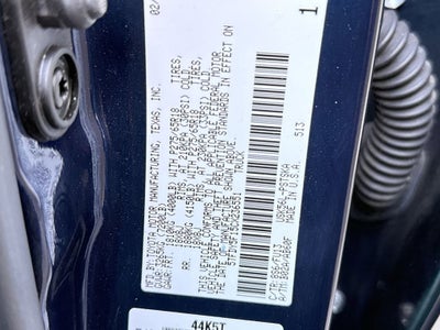 2012 Toyota Tundra 4WD Truck CrewMax 5.7L V8 6-Spd AT (Natl)