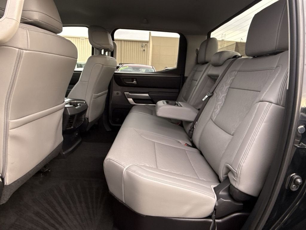 2023 Toyota Tundra 4WD SR5