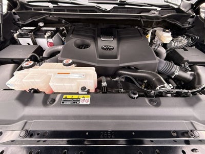 2023 Toyota Tundra 4WD SR5