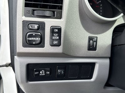 2013 Toyota Tundra Grade 4.6L V8
