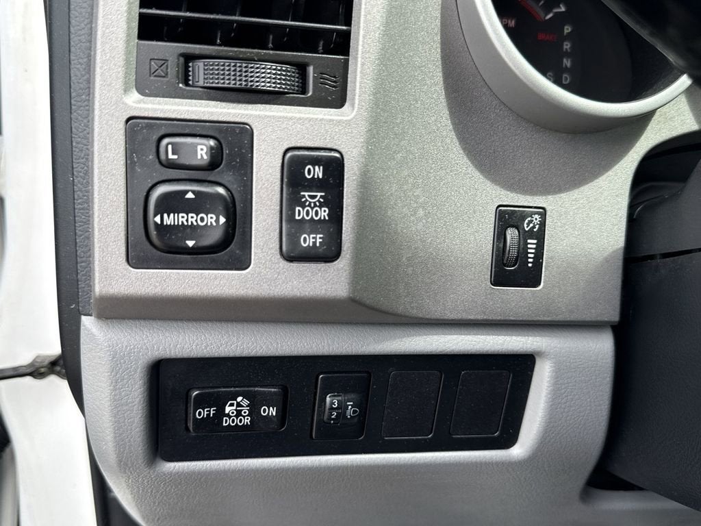2013 Toyota Tundra Grade 4.6L V8