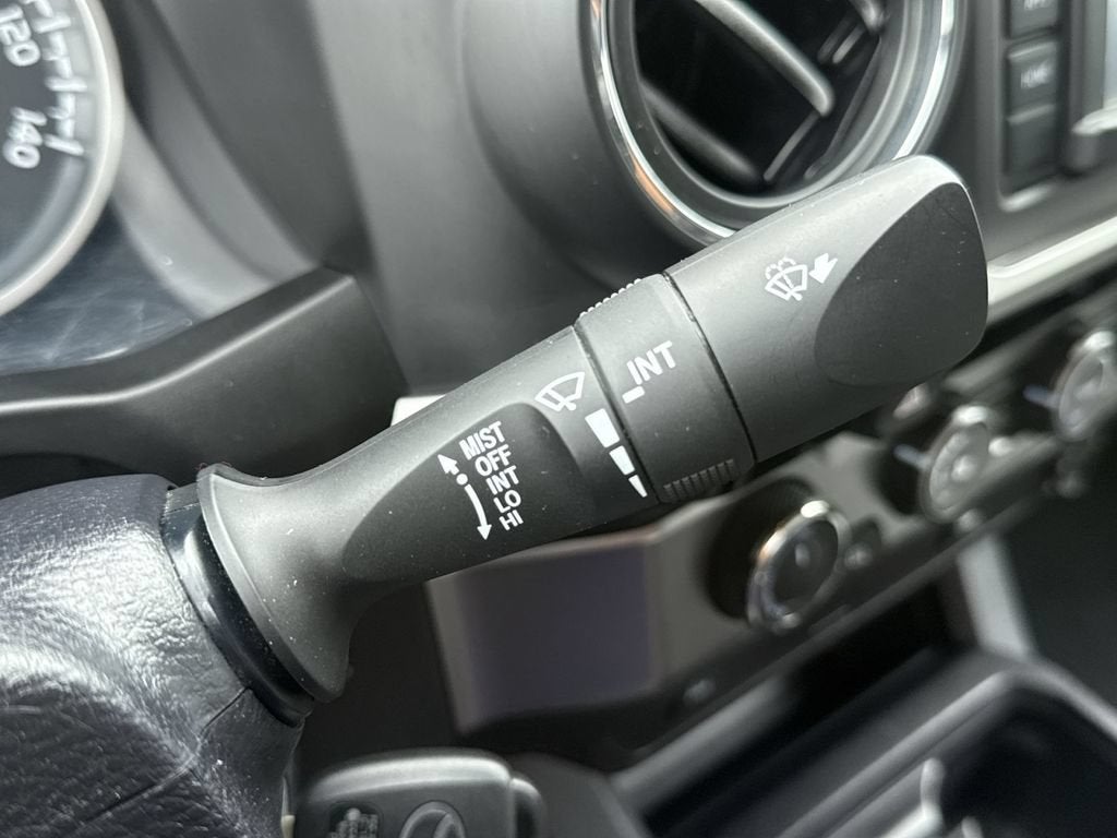 2017 Toyota Tacoma SR5 V6
