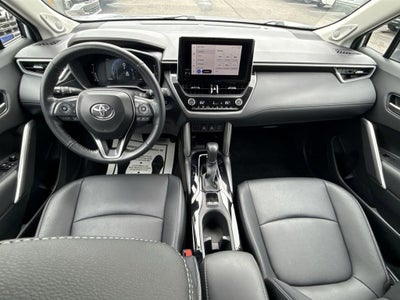 2024 Toyota Corolla Cross XLE