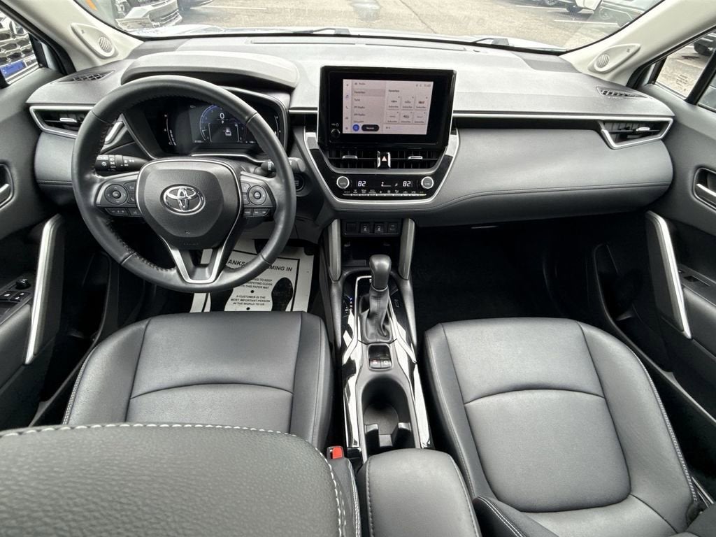 2024 Toyota Corolla Cross XLE