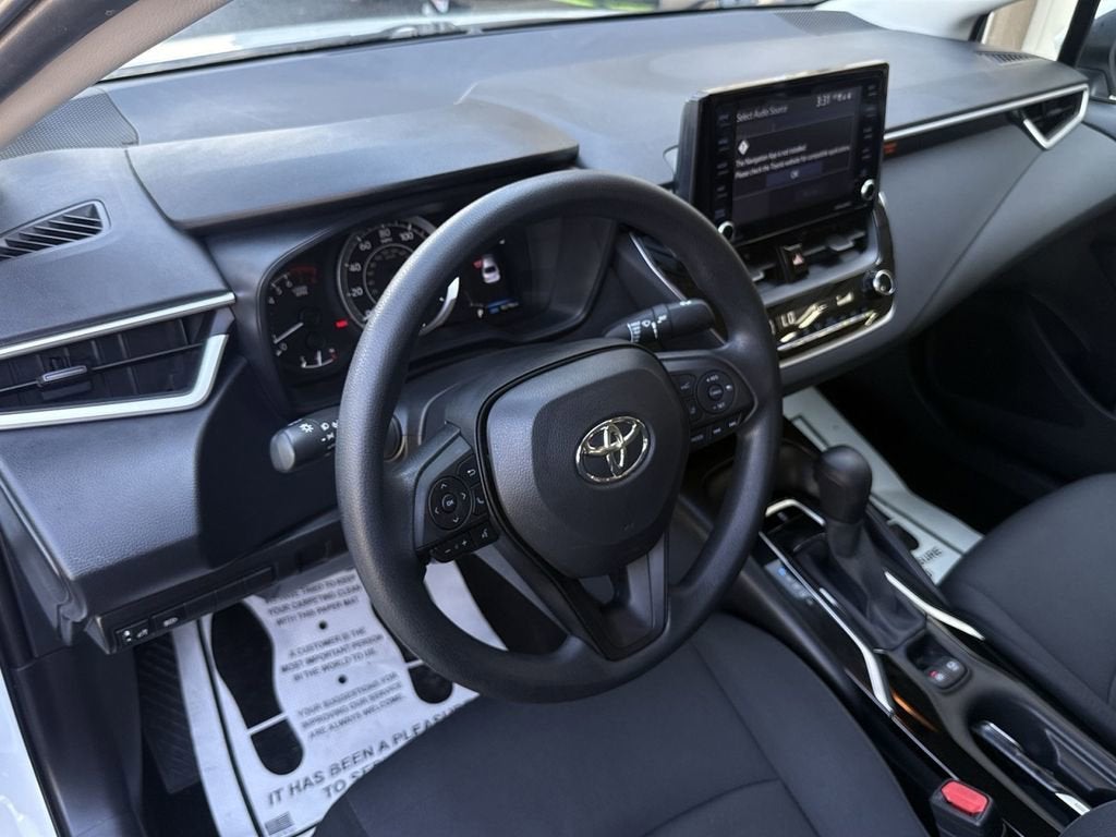 2022 Toyota Corolla LE
