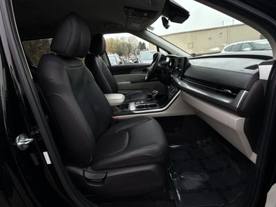 2022 Kia Carnival LXS