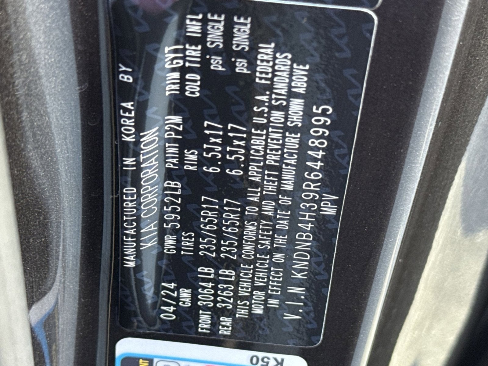 2024 Kia Carnival LX