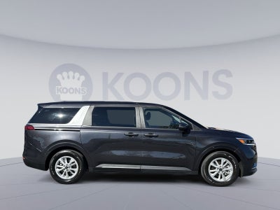 2024 Kia Carnival LX