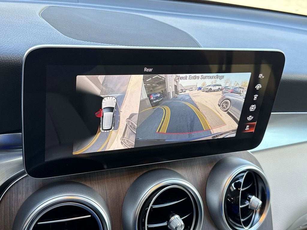 2022 Mercedes-Benz GLC GLC 300