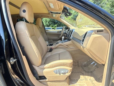 2014 Porsche Cayenne GTS