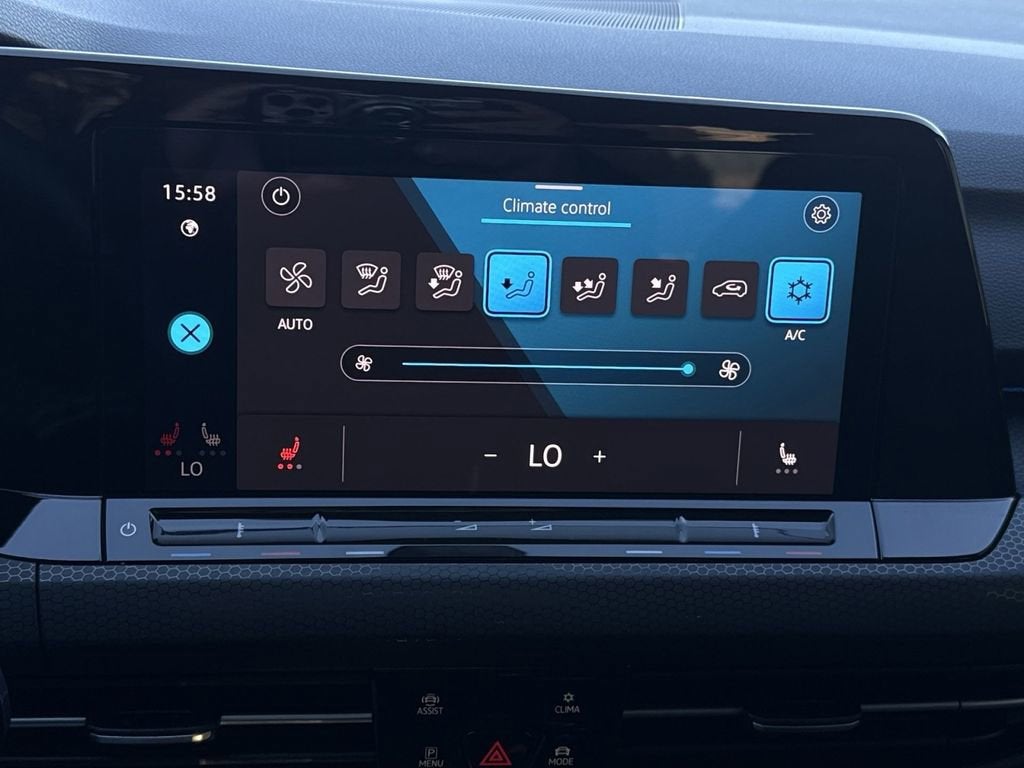 2024 Volkswagen Golf GTI SE