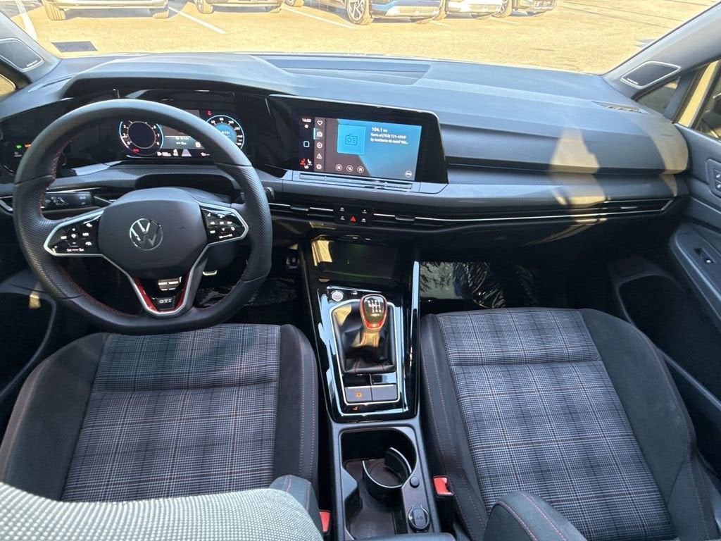 2024 Volkswagen Golf GTI SE
