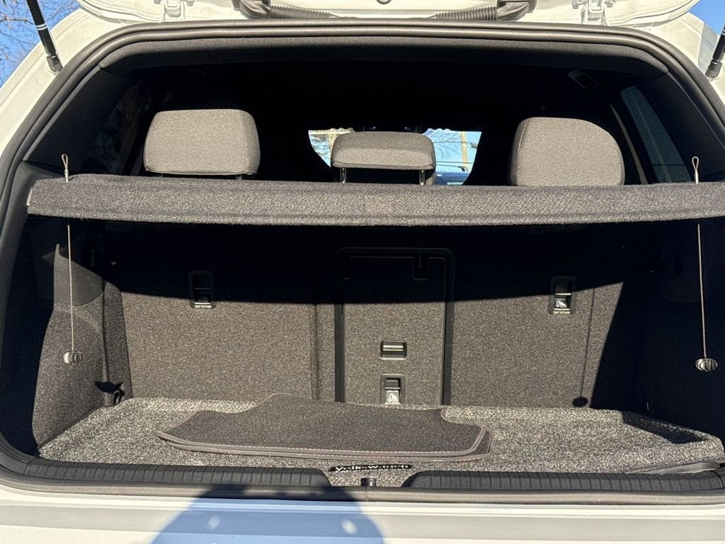 2024 Volkswagen Golf GTI SE