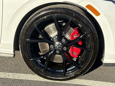 2024 Volkswagen Golf GTI SE