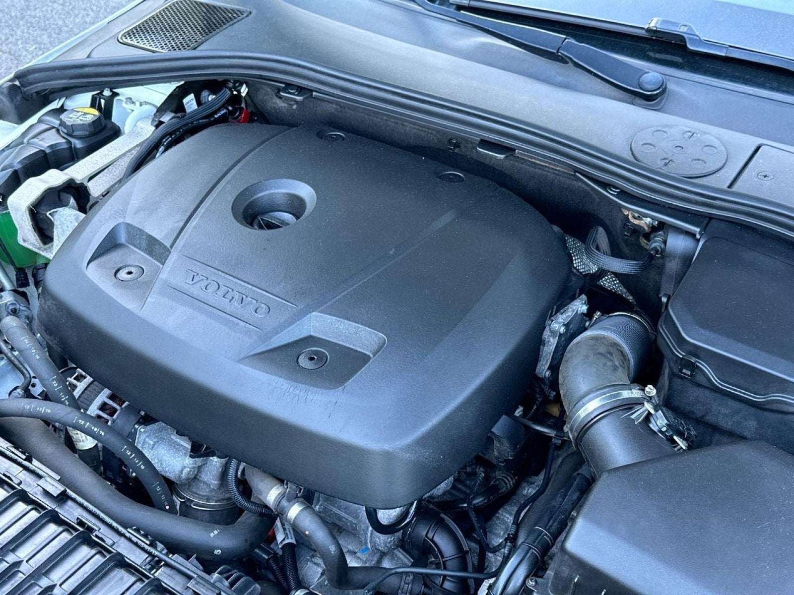 2017 Volvo V60 Premier