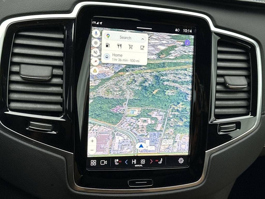 2024 Volvo XC90 Ultimate Bright Theme